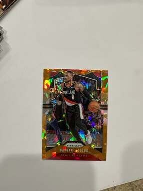 2019-20 Panini Prizm Damian Lillard OrangeCracked Ice Refractor Basketb, mint